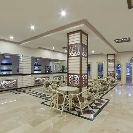 Club Paradiso فندق ألانيا