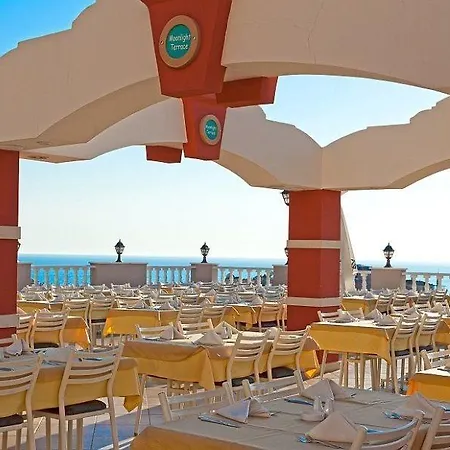 فندق Club Paradiso
