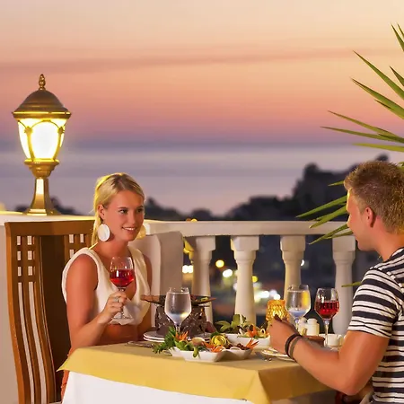 Club Paradiso 5*