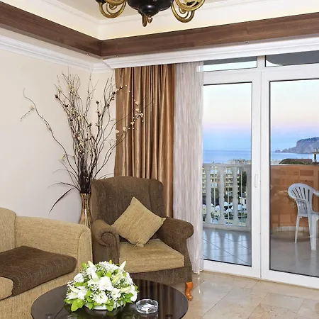 Club Paradiso فندق